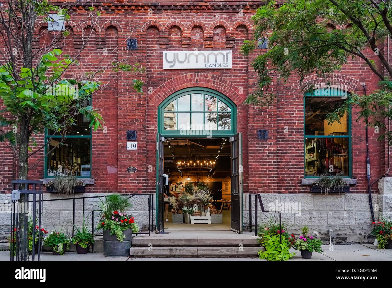toronto distillery district candle store Stock Photo Alamy