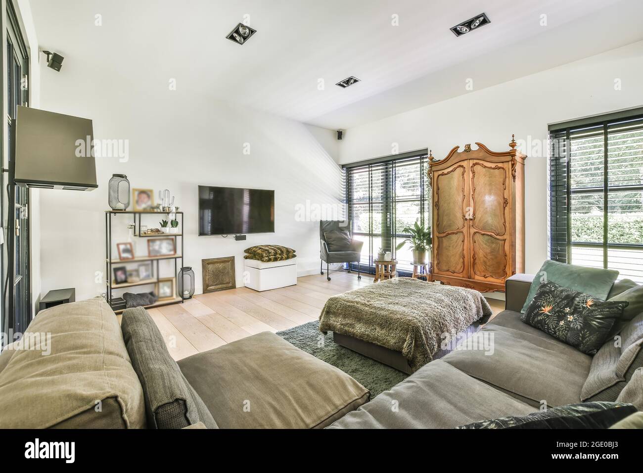 Luxury and beautiful living room interior design Stock Photo - Alamy