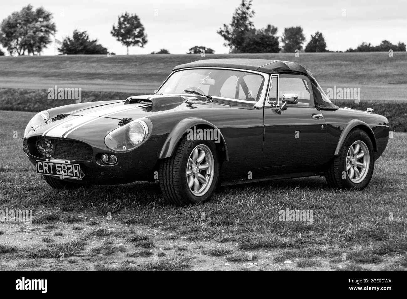 Ginetta g11 hi-res stock photography and images - Alamy