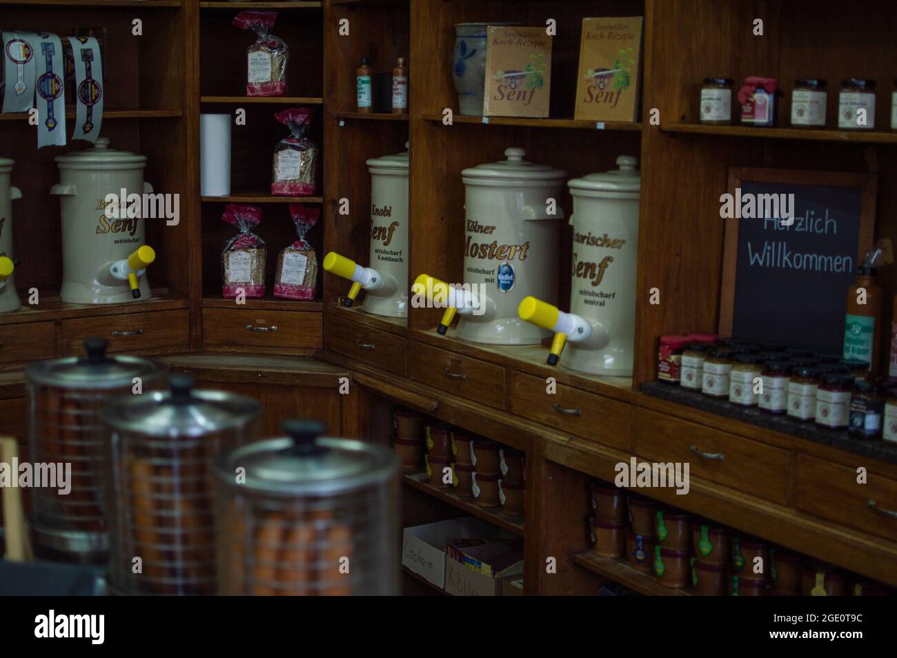 Mustard museum hires stock photography and images Alamy