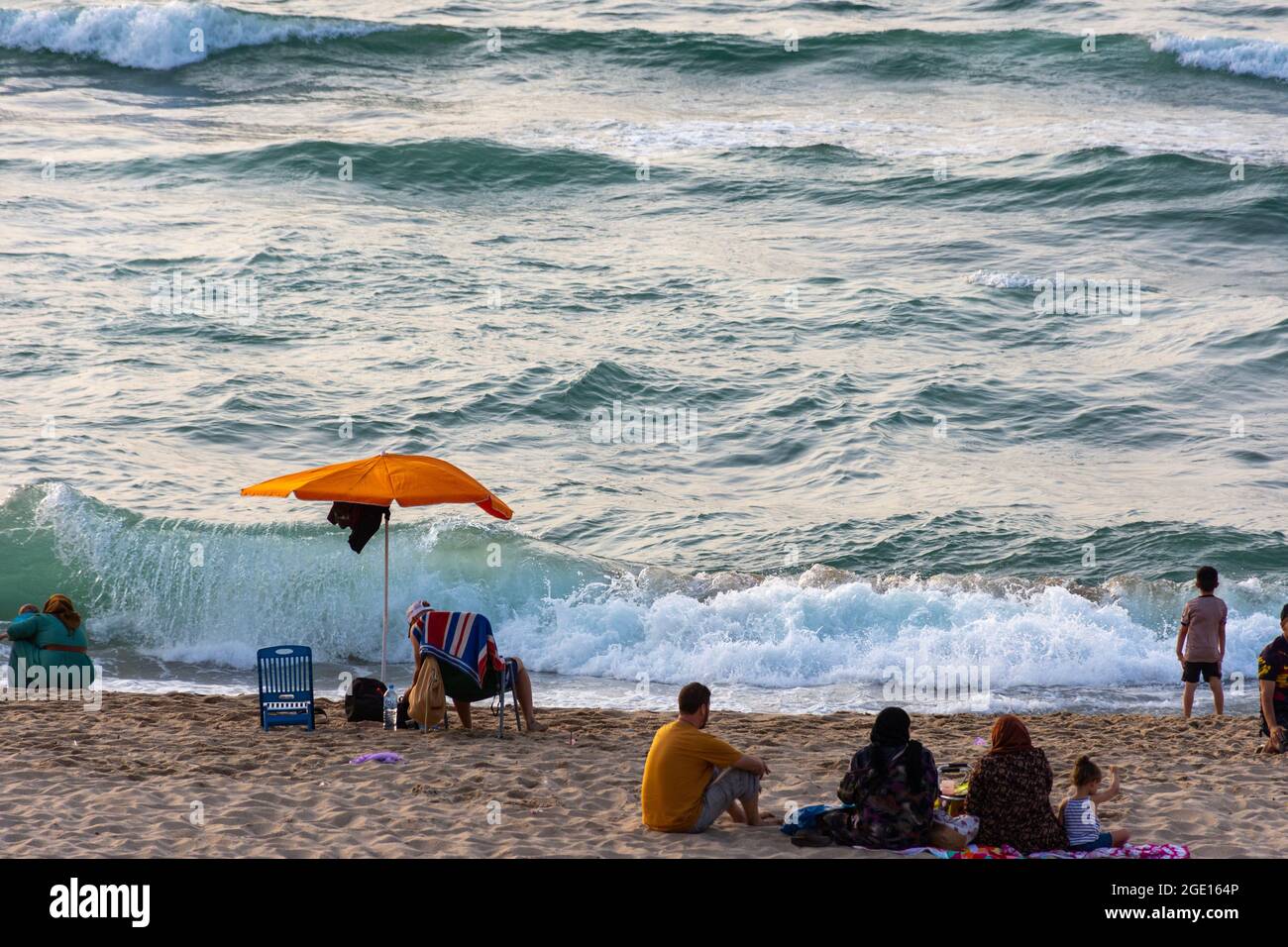 Family vacation beach chair hi-res stock photography and images - Alamy