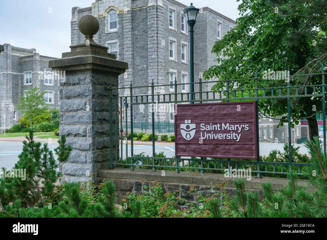 Halifax, Canada - 9 August 2021: Saint Mary's University Sign and entrance Stock Photo