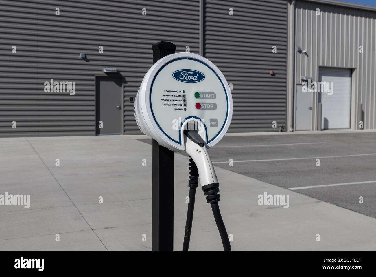 Kokomo - Circa August 2021: Ford Electric charging station for the Mustang Mach-E, Fusion Plug-In and the F-150 Lightning. Stock Photo