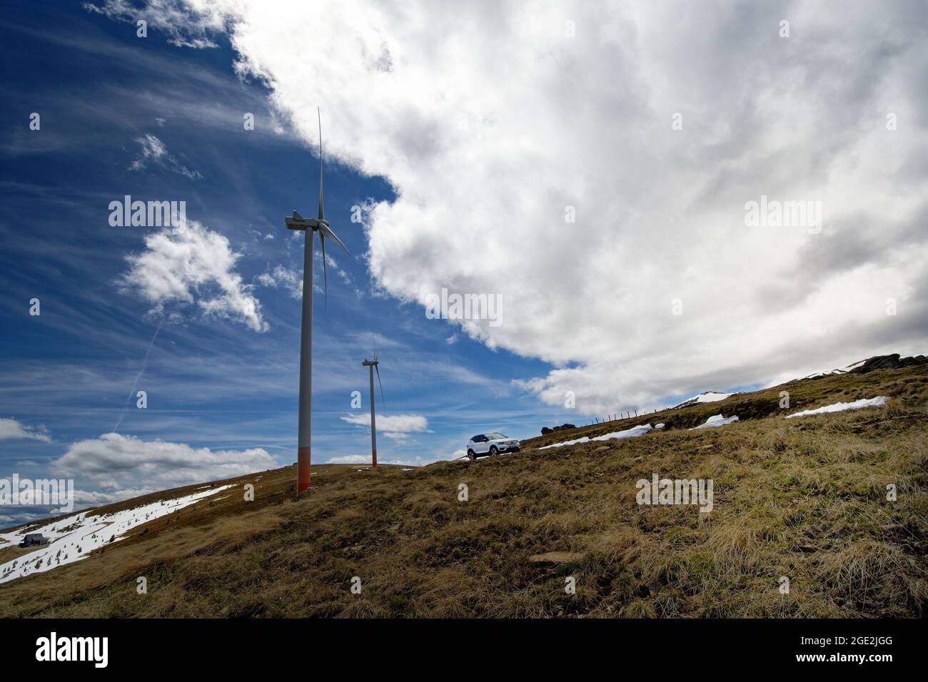 Volvo XC40 Recharge, Tauern Windpark, Österreich Stock Photo