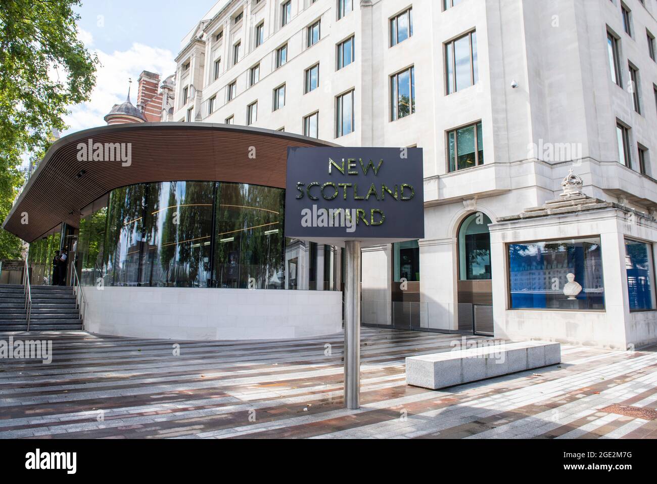 New Scotland Yard in London, England UK Stock Photo