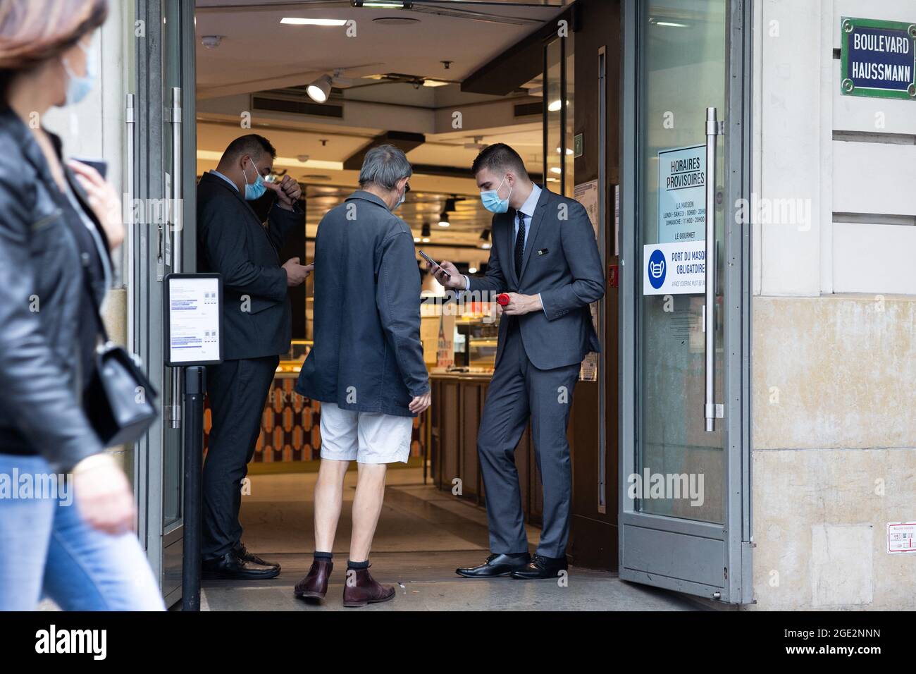 Security guards of the Galerie Lafayette at the Grands Magasins in ...