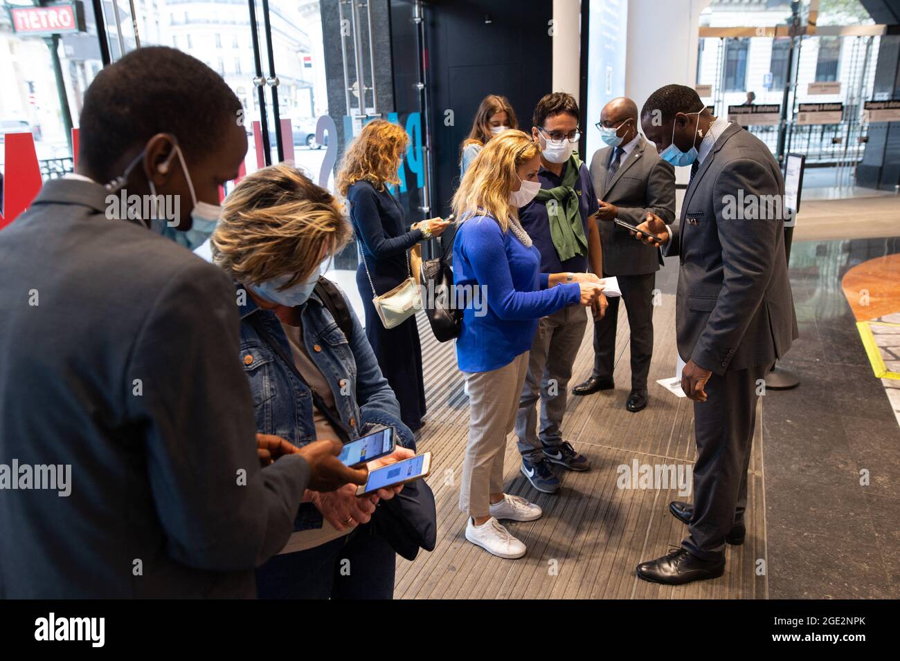 Security guards of the Galerie Lafayette at the Grands Magasins in ...