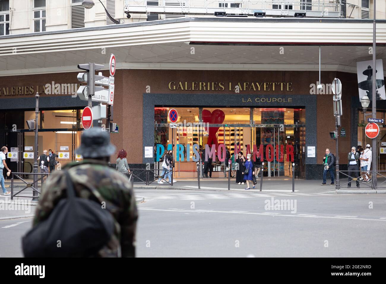 Security guards of the Galerie Lafayette at the Grands Magasins in ...
