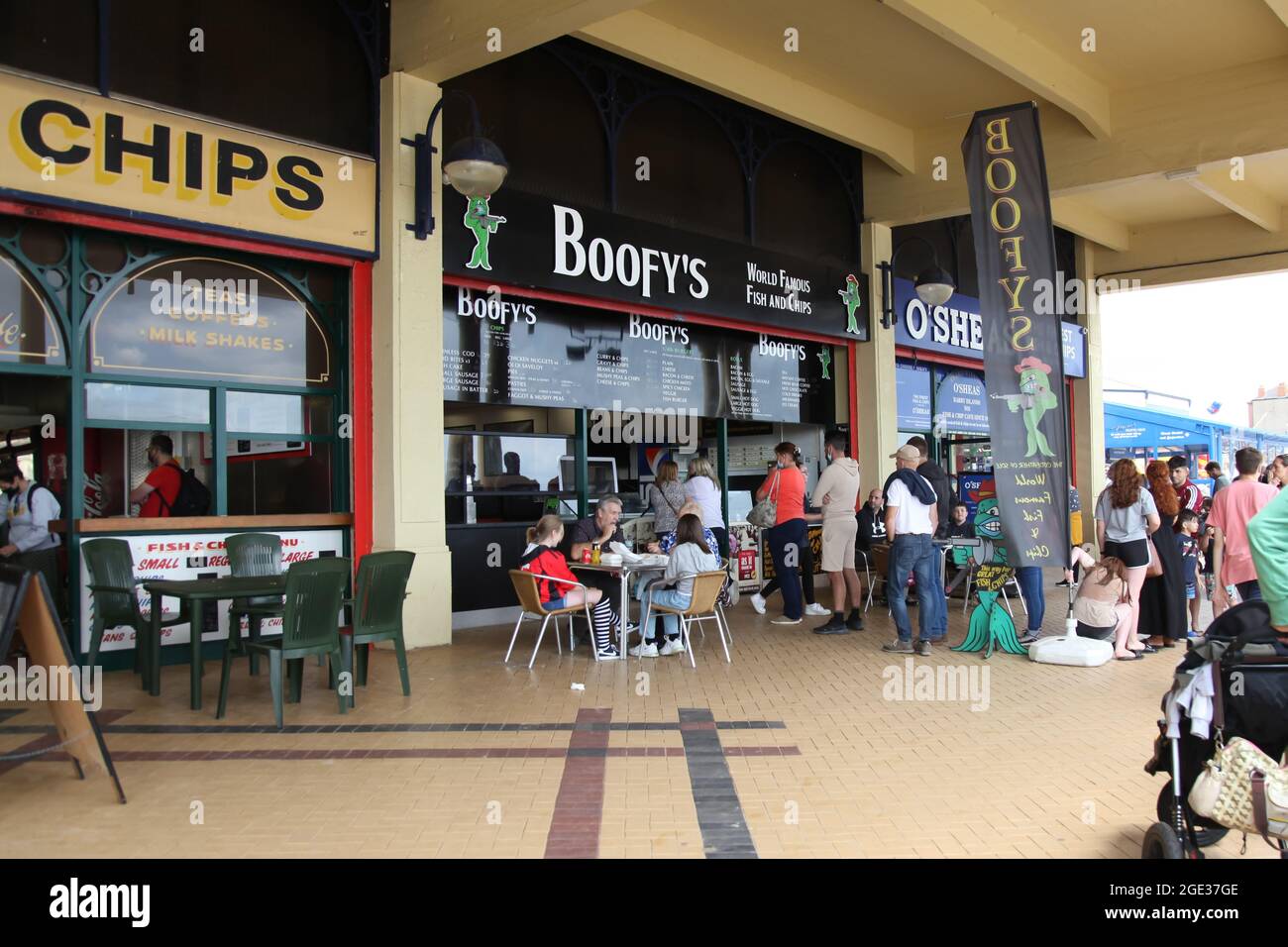 Barry Island Fish and Chips, Parade, South Wales, 2021 Stock Photo Alamy