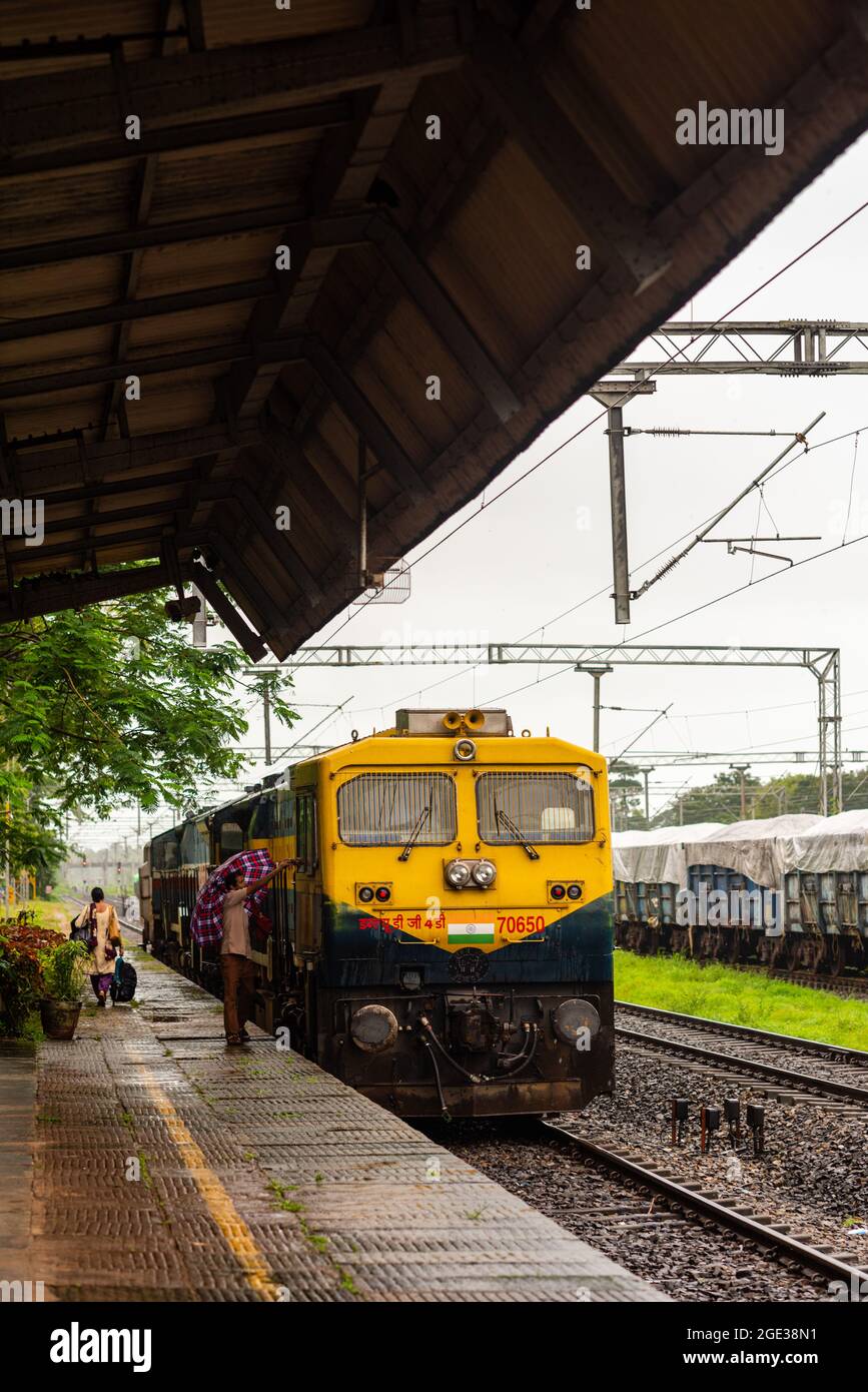 Train view goa hi-res stock photography and images - Alamy