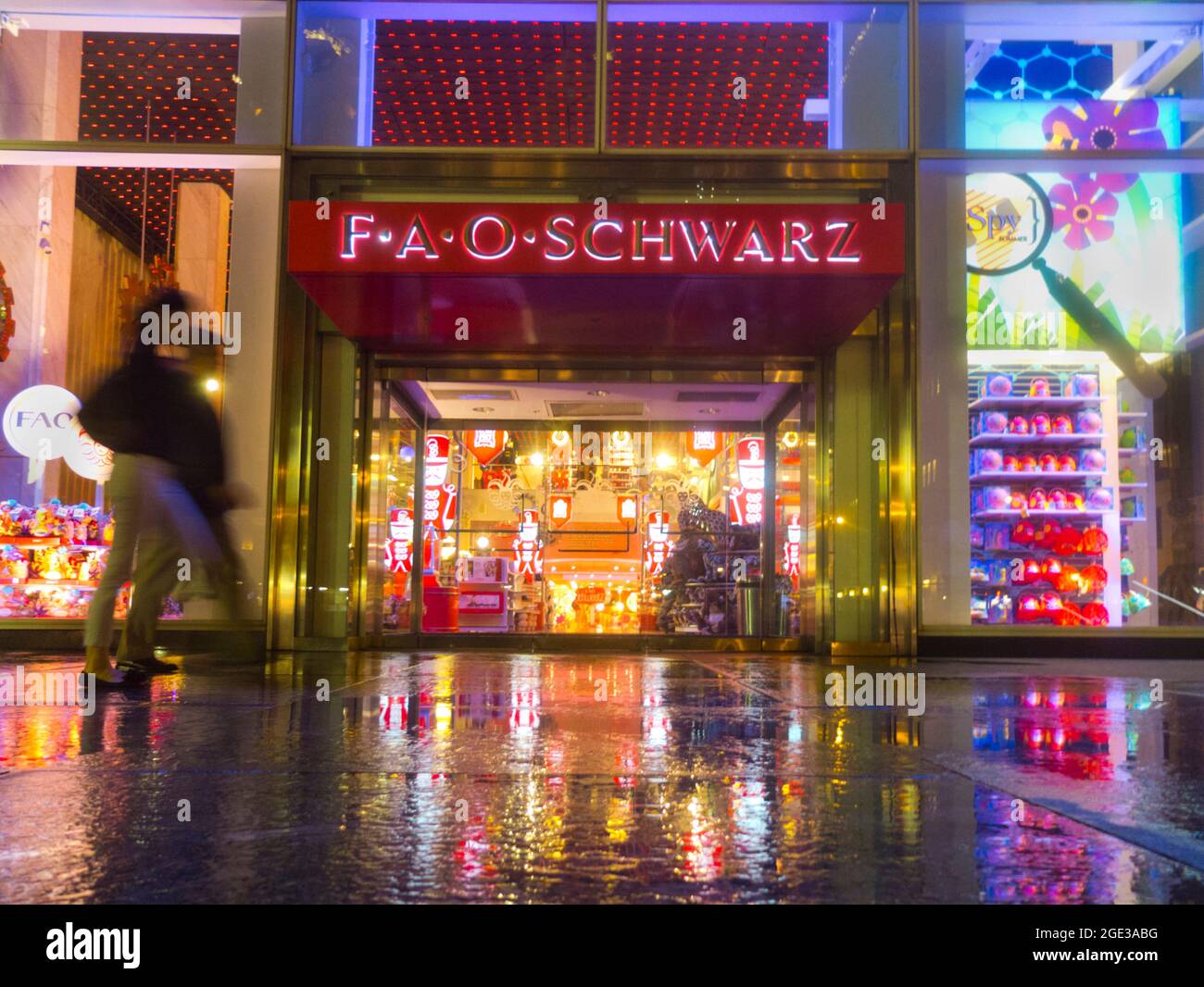 FAO Schwarz store at Rockefeller Plaza Manhattan NYC Stock Photo