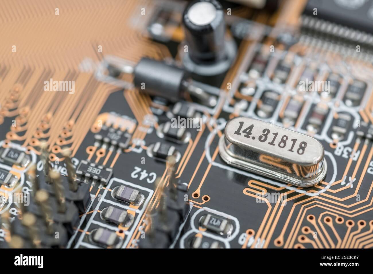 Through hole and sm pcb hires stock photography and images Alamy