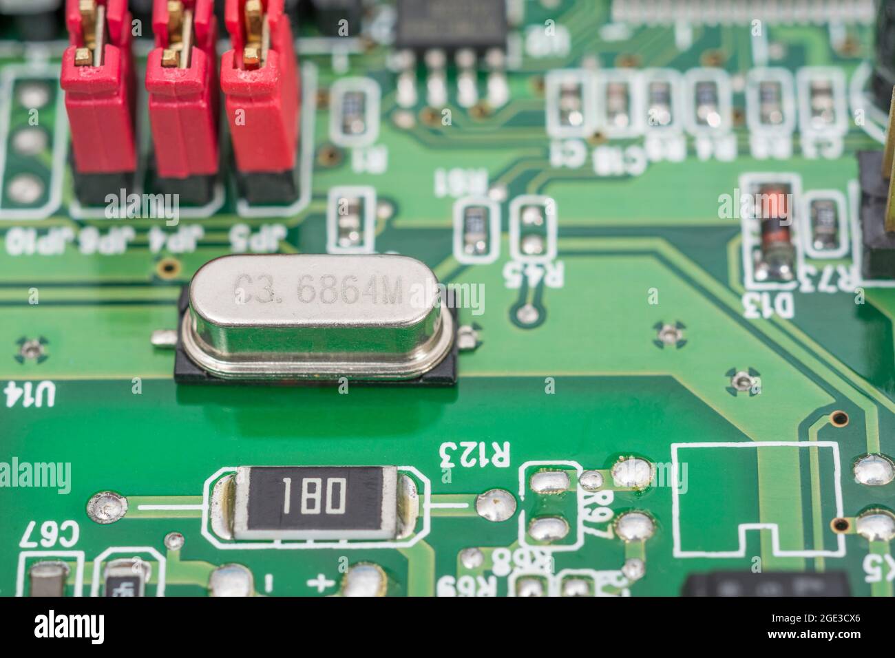 Piezoelectric resonator hires stock photography and images Alamy