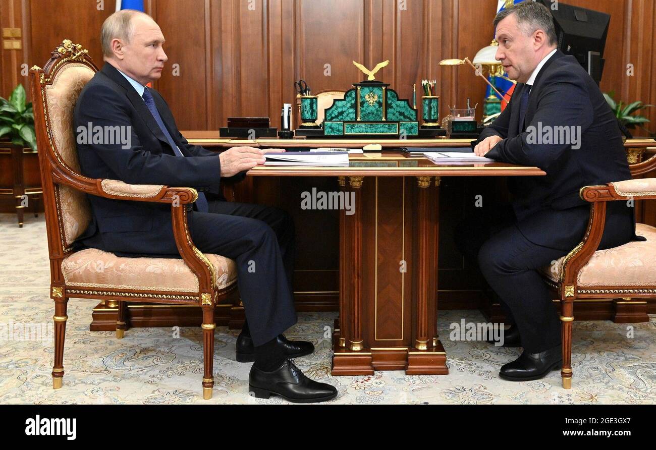 August 16, 2021. - Russia, Moscow. - Russian President Vladimir Putin (left) and Governor of Russia's Irkutsk Region Igor Kobzev during a meeting at Moscow's Kremlin. Stock Photo