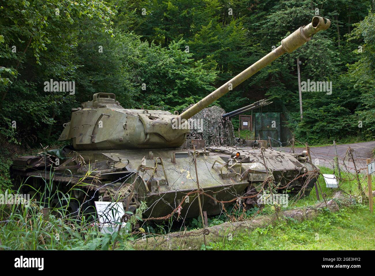 Main battle tank 'Walker Bulldog M 41' and Anti-aircraft tank M 42 A1 'Duster', US Army, WW2, Siegfried Line, Pirmasens, Rhineland-Palatine, Germany Stock Photo