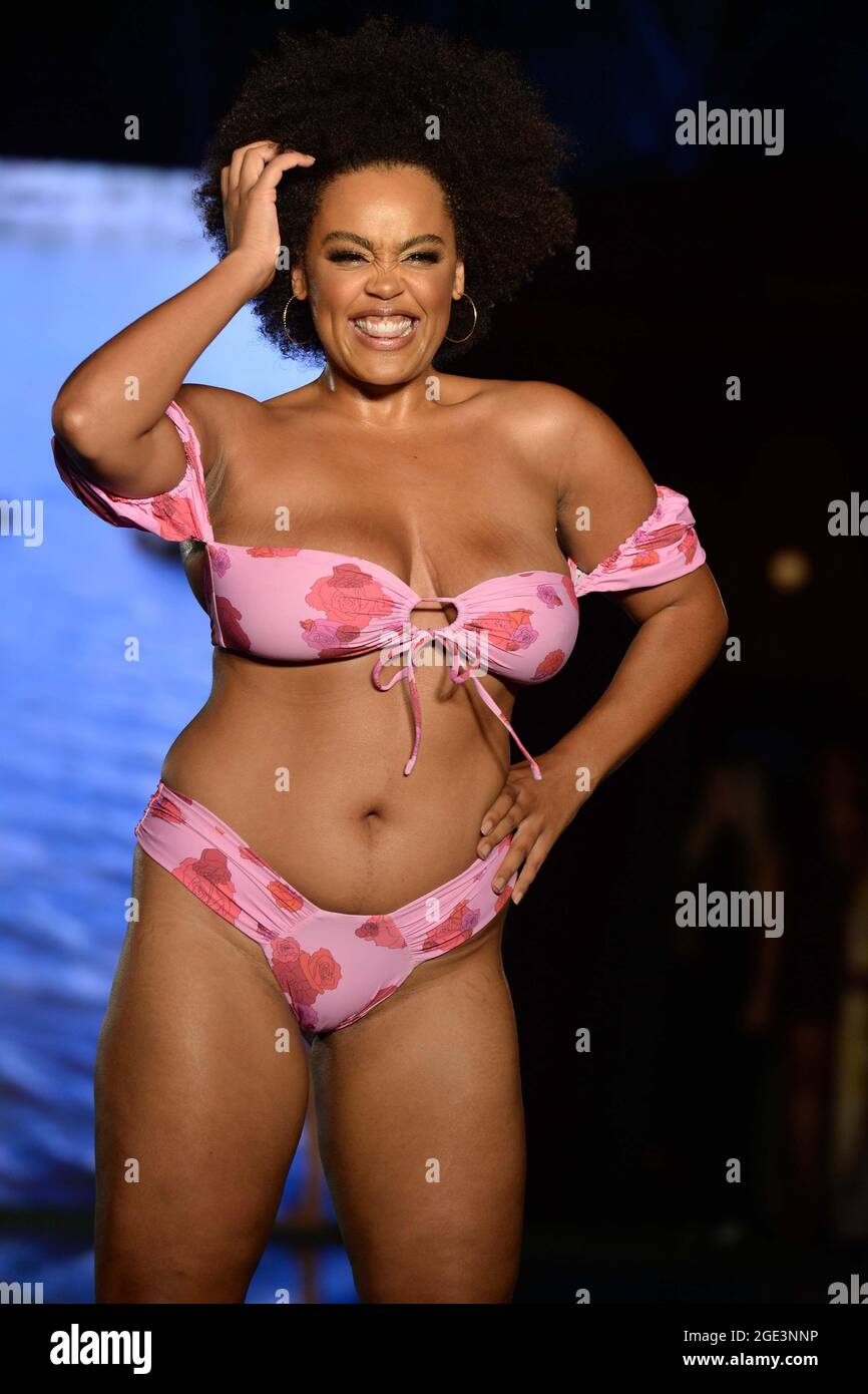 Miami Beach - FL - 20210710 - 2021 Sports Illustrated Swimsuit