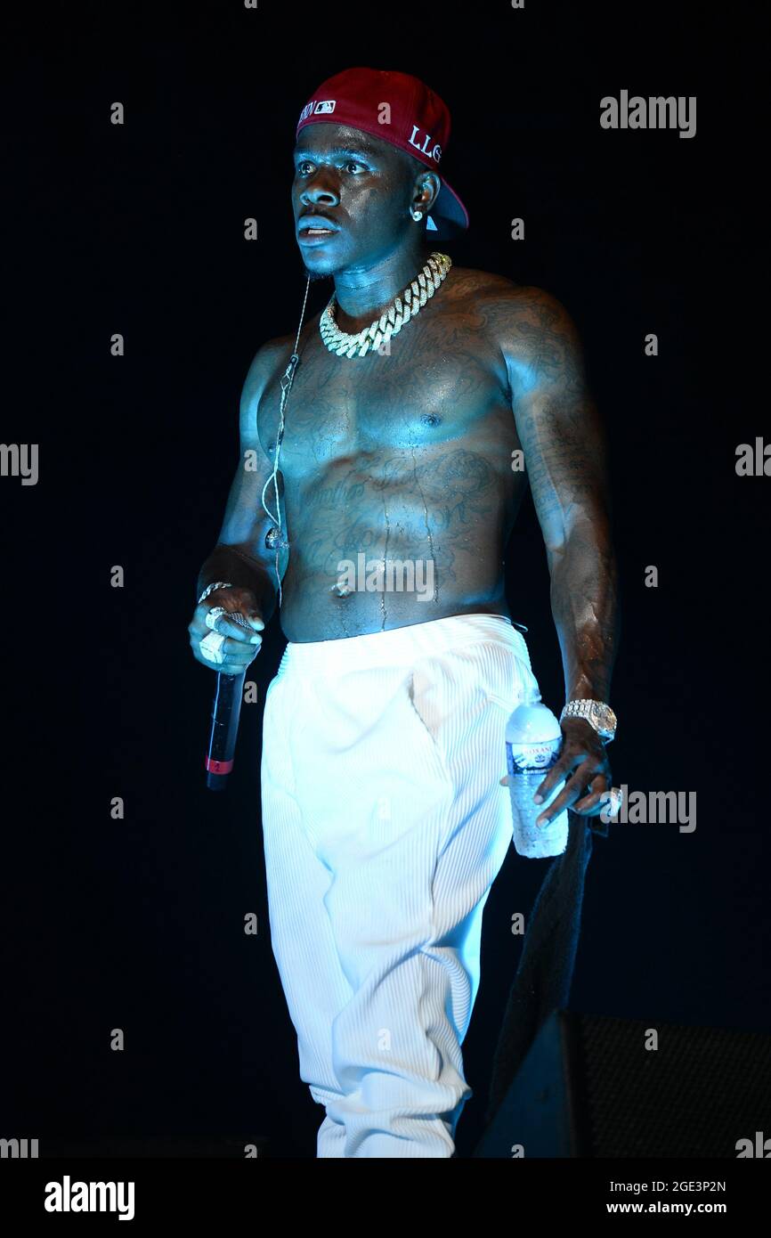 Miami Gardens, FL, USA. 24th July, 2021. Gunna performs during Rolling Loud  at Hard Rock Stadium on July 23, 2021 in Miami Gardens, Florida. Credit:  Walik Goshorn/Media Punch/Alamy Live News Stock Photo 