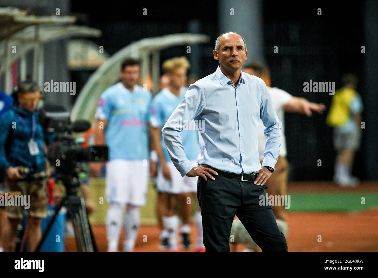 ZAPORIZHZHIA, UKRAINE - AUGUST 14, 2021 - Head coach of FC Zorya Luhansk Viktor Skrypnyk is seen on the sideline during the 2021/2022 Ukrainian Premie Stock Photo