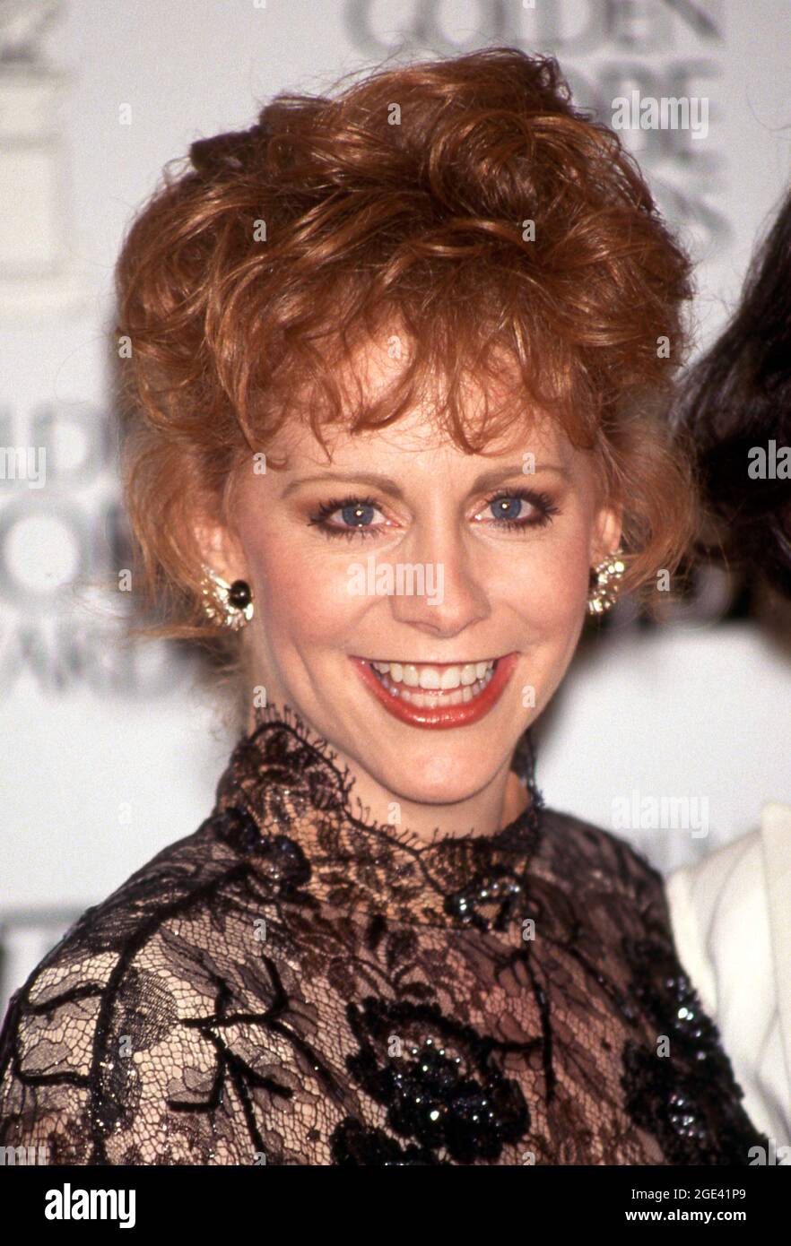 Reba McEntire at The 50th Annual Golden Globe Awards January 23, 1993  Credit: Ralph Dominguez/MediaPunch Stock Photo - Alamy