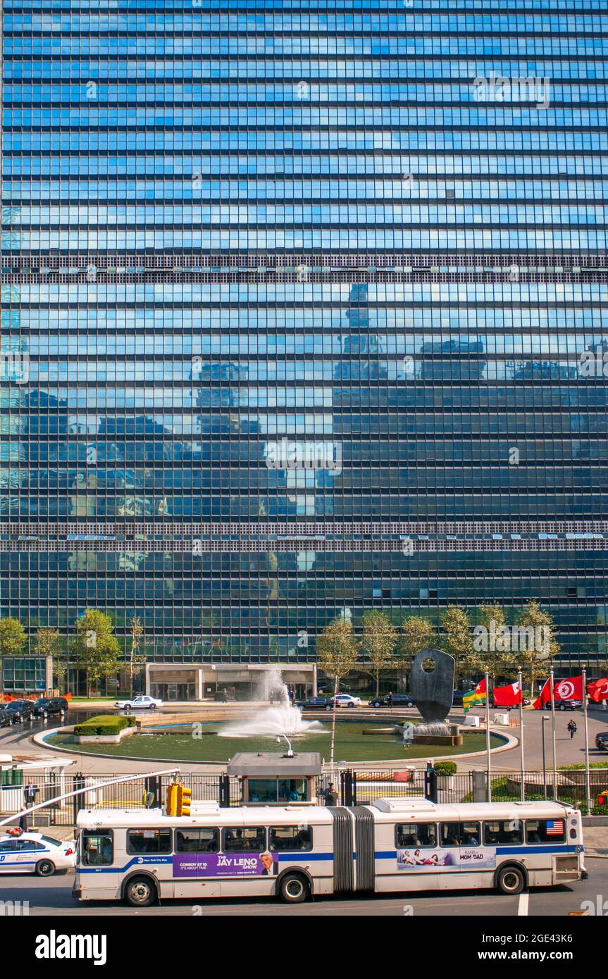 NEW YORK, Building of the United Nations Headquarters in Lower Midtown