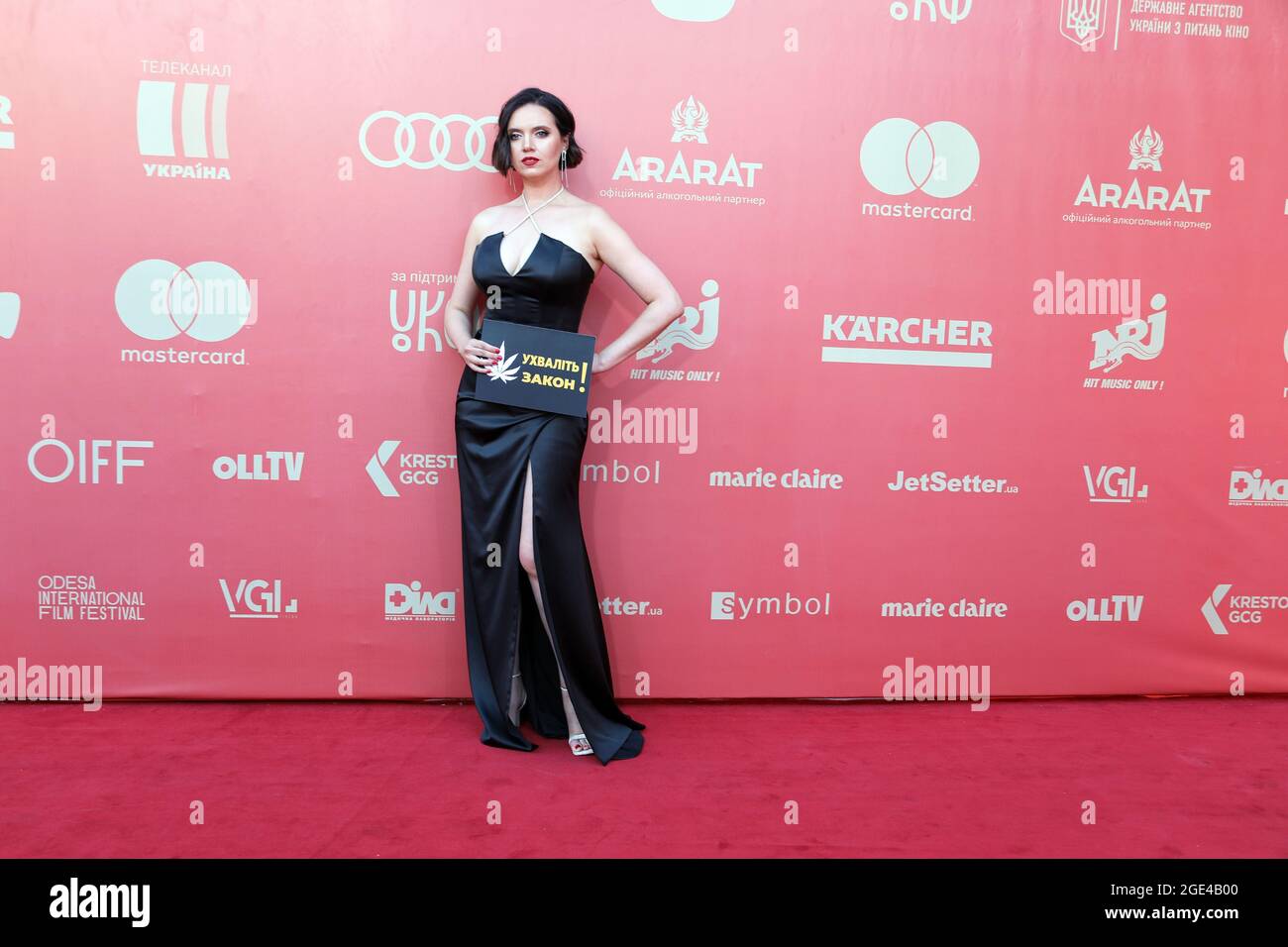 Rus pornosi: Ayyor oqituvchi