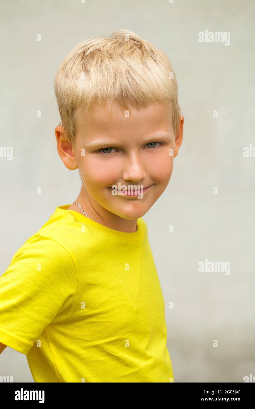 Close-up portrait of a little boy in a summer park Stock Photo - Alamy