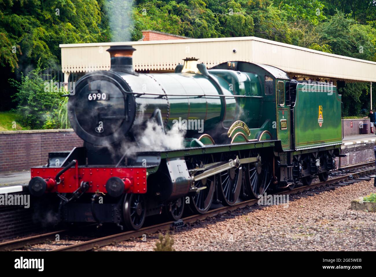 Hall Class no 6990 Witherslack Hall, Leicester North, Great Central Railway, Leicestershire, England Stock Photo