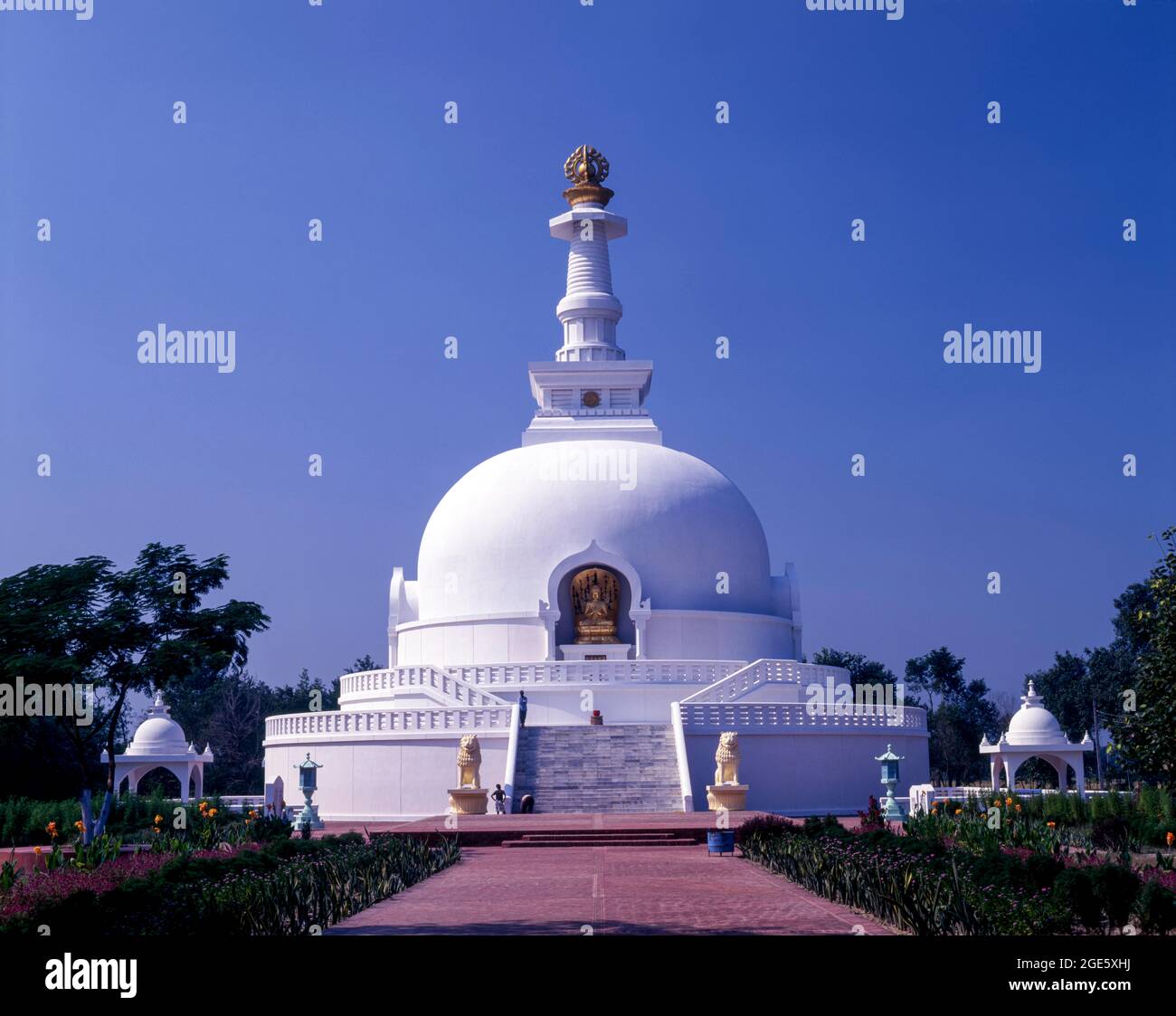 Vishwa Shanthi Stupa-125 feet (World peace pagoda), Vaishali, Bihar, India Stock Photo