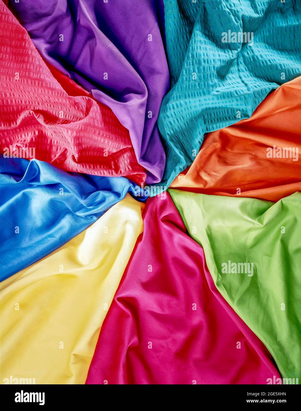 Cloth color hi-res stock photography and images - Alamy