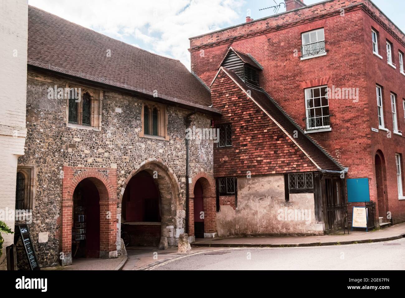 Winchester, United Kingdom, 10th August 2021 Kings Gate in the Old