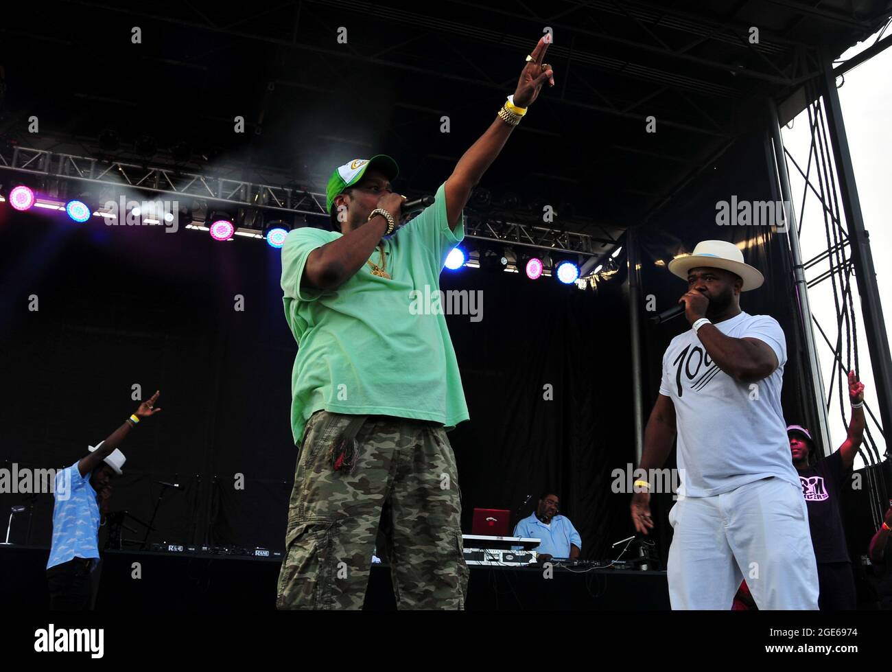Bronx, NY, USA. 16th Aug, 2021. Nice & Smooth performs at the