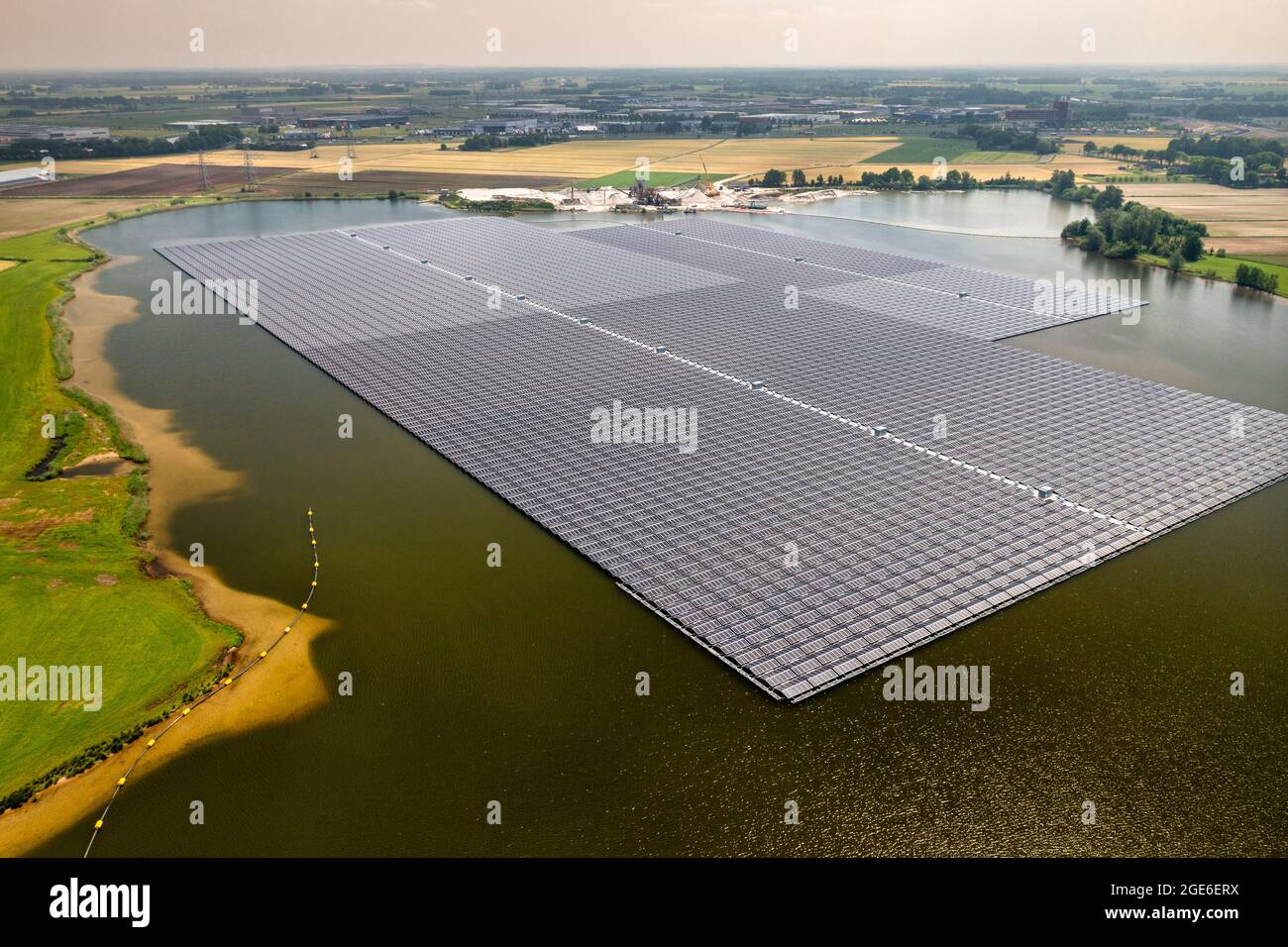 The Netherlands, Haerst near Zwolle, Floating solar panels in lake Bomhofsplas. Aerial. Stock Photo