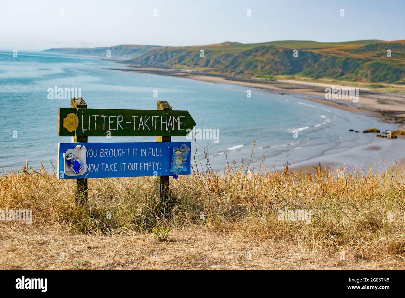 A take your litter home sign Killantringan Bay near Portpatrick, Stranraer, Dumfries and Galloway, UK Stock Photo