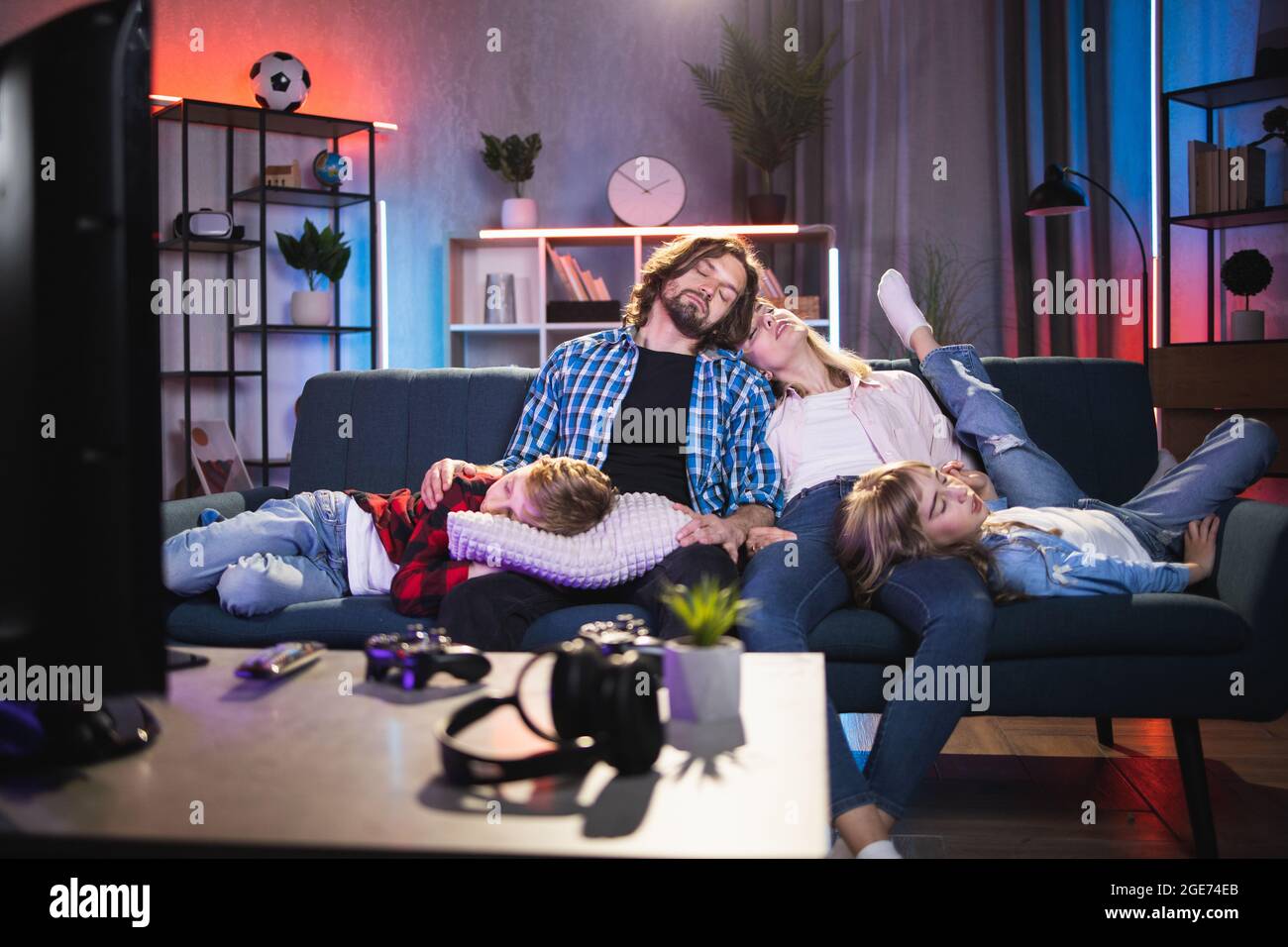 Man Sleeping Tv High Resolution Stock Photography and Images Alamy