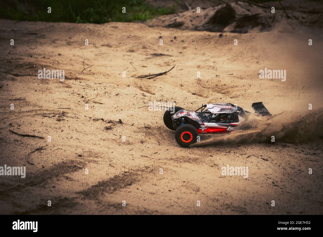 voiture de course, téléguidé, racing car, remote controlled car Stock Photo  - Alamy