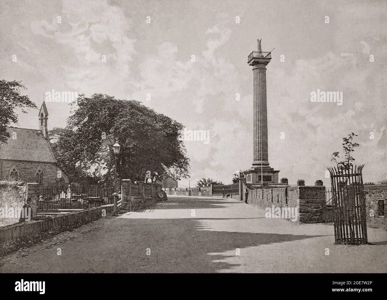 A late 19th century view of the former Walker's Monument or Pillar in Derry City, aka Londonderry City, the second-largest city in Northern Ireland. Completed in 1828 the pillar was a monument to the Rev George Walker who inspired the citizens to endure hardship during the Siege. It was later destroyed in 1973, by an explosion. Stock Photo