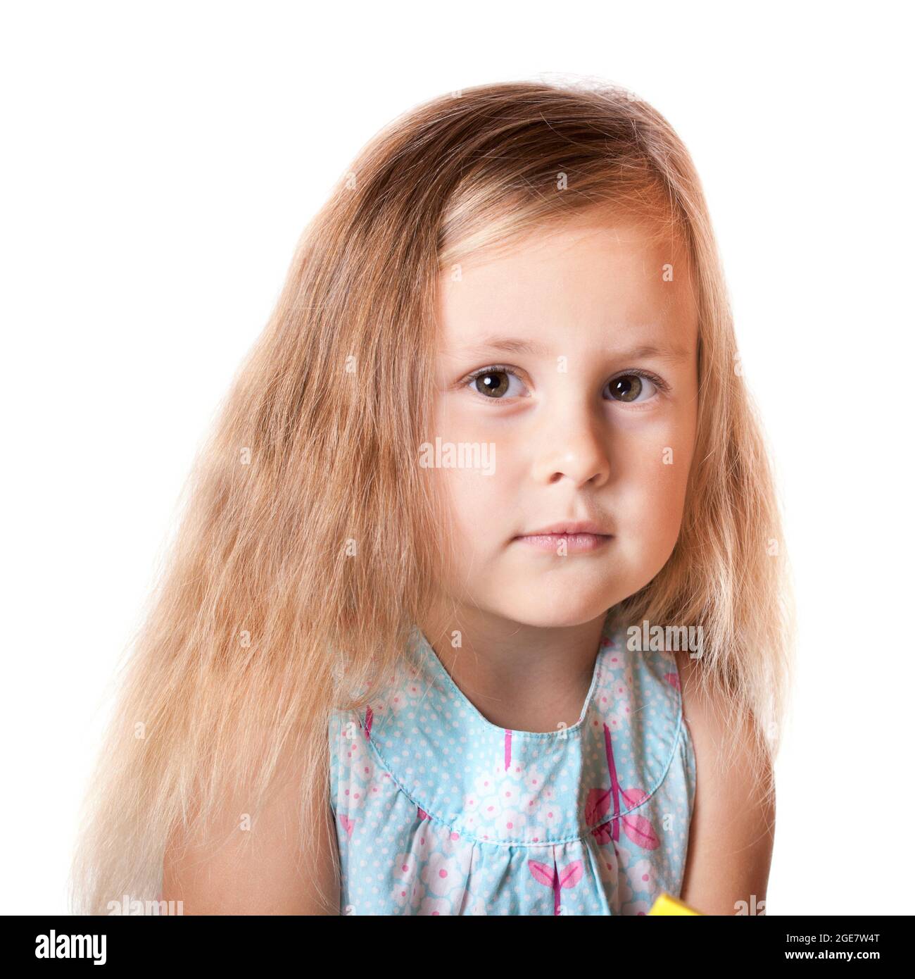 Portrait of cute little girl over white background Stock Photo - Alamy