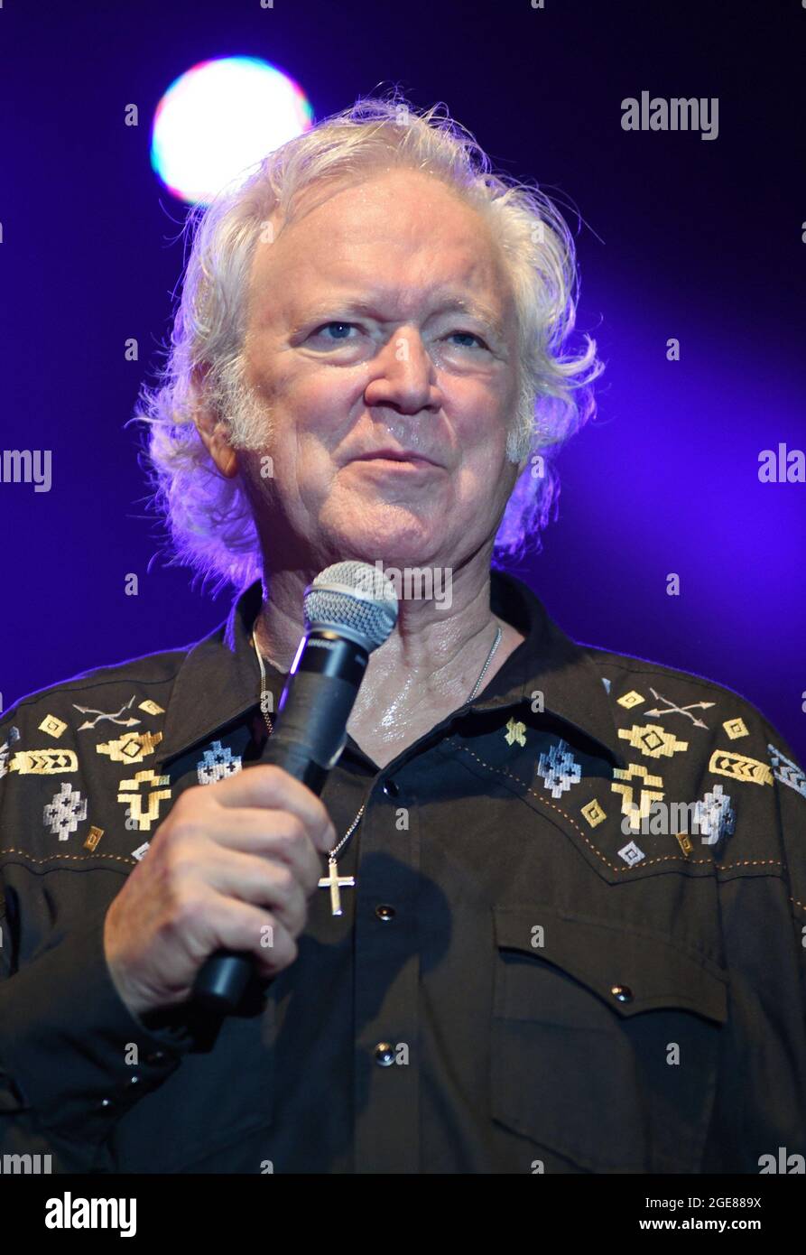 T graham brown hi res stock photography and images Alamy