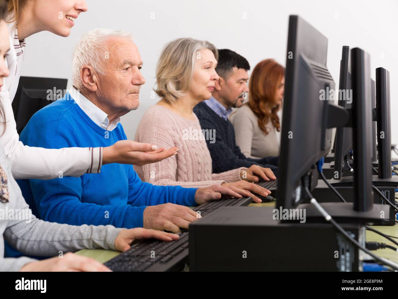 Computer Lessons For Seniors