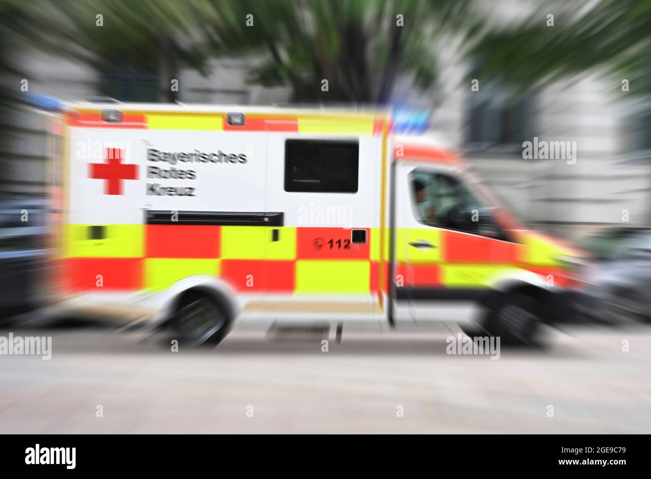 Munich, Deutschland. 17th Aug, 2021. Theme picture, feature ambulance