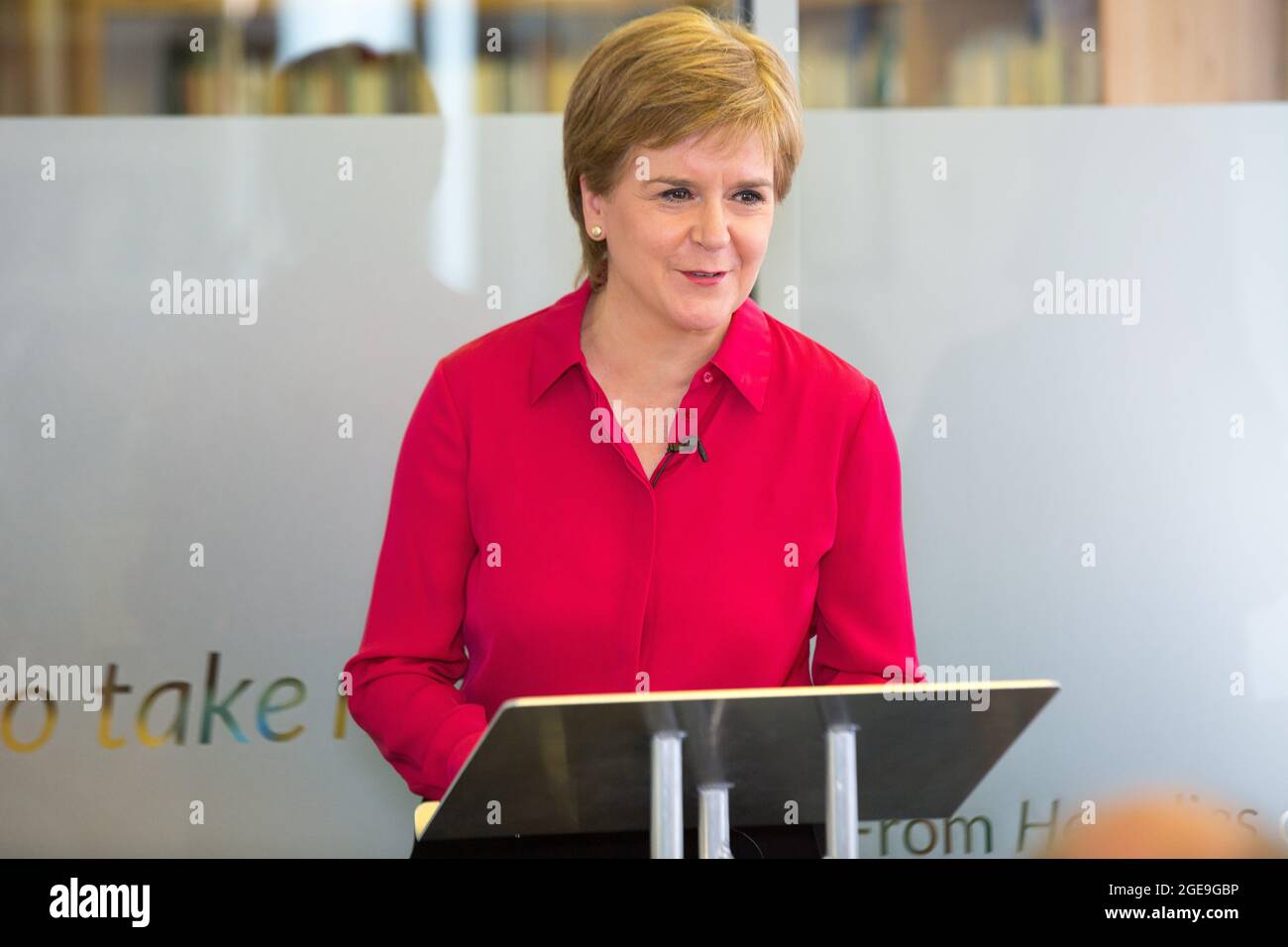First Minister Nicola Sturgeon before announcing Kathleen Jamie as the new Makar (National Poet for Scotland) at the Scottish Poetry Library in Edinburgh. Picture date: Wednesday August 18, 2021. Stock Photo