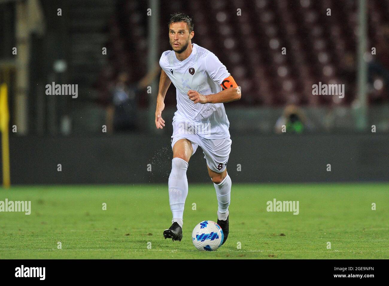 Lorenzo Crisetig player of Reggina, during the Italian Cup match between Salernitana vs Reggina final result 2-0, match played at the Arechi Stadium i Stock Photo