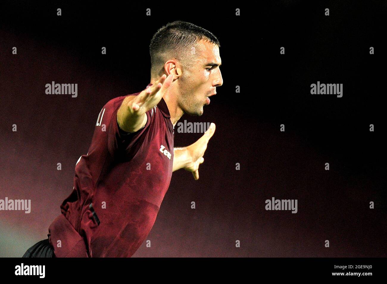 Federico Bonazzoli player of Salernitana, during the Italian Cup match between Salernitana vs Reggina final result 2-0, match played at the Arechi Sta Stock Photo