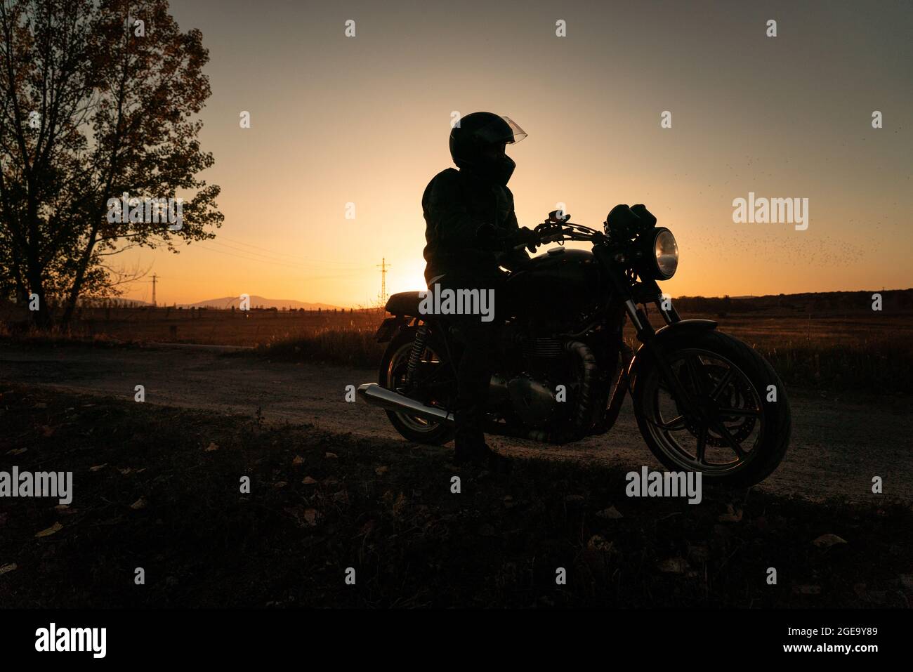 faceless motorcycle helmet Detour Helmets D.O.T. Flat Black 3/4 for Riders with Visor and keep Johnny Law at bay No face no? ,