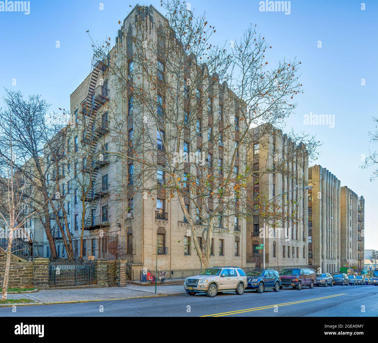 Noonan Plaza Apartments, designed by Horace Ginsbern and Marvin Fine