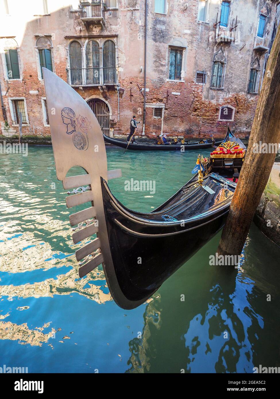 Gondola dock hi-res stock photography and images - Alamy