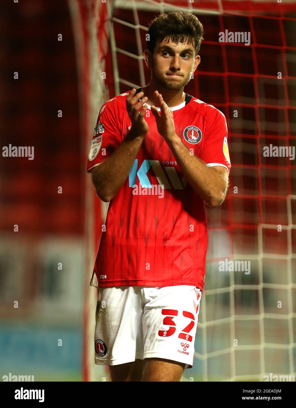 Charlton Athletic's Hady Ghandour applauds the fans during the Carabao Cup first round match at The Valley, London. Picture date: Tuesday August 10, 2021. Stock Photo