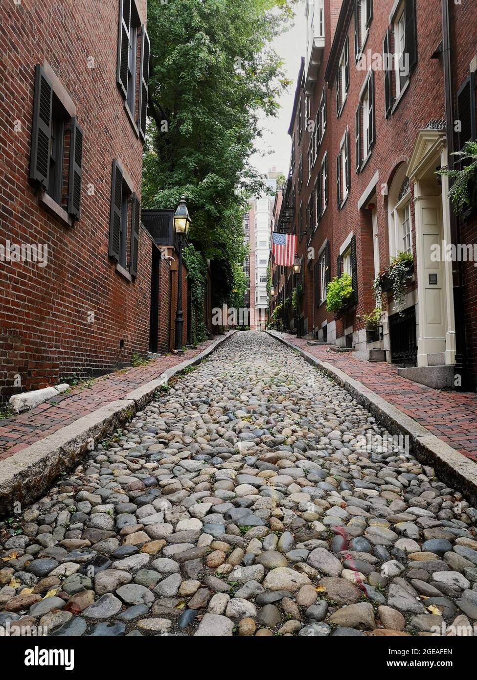 File:The Beacon Monument, Beacon Hill, Boston, Massachusetts.JPG