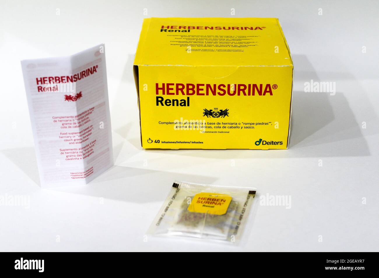 HERBENSURINA Renal Infusion tea is used to prevent & treat kidney stones. Formula contains hernia stonebreaker horsetail elderflower and couch grass Stock Photo