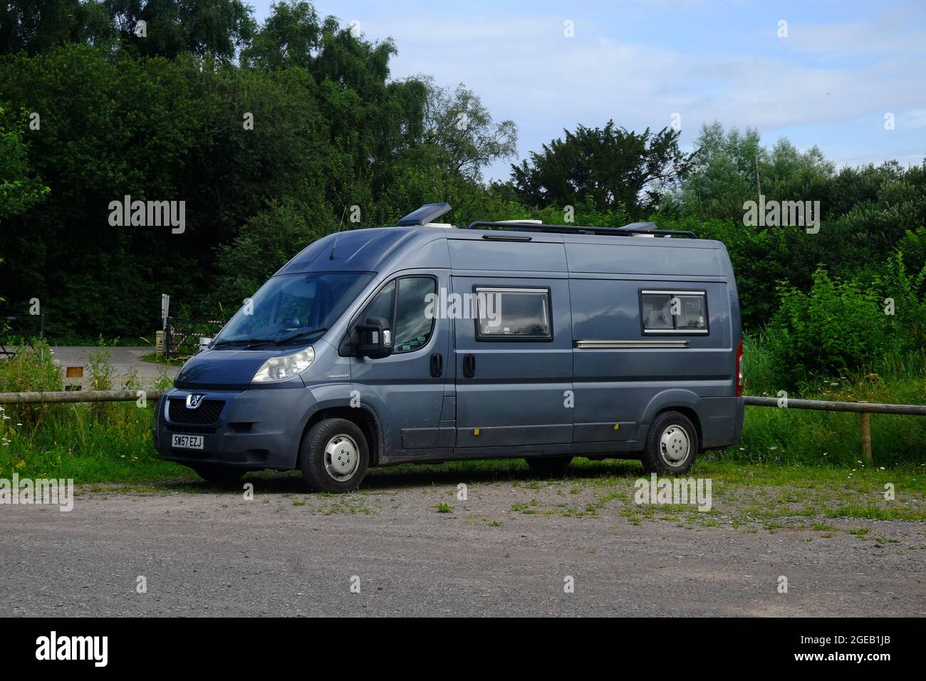 August 2021 - Grey Peugeot Campervan Stock Photo - Alamy